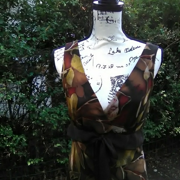 Gorgeous dress in brown's & greens by connected - Picture 6 of 8